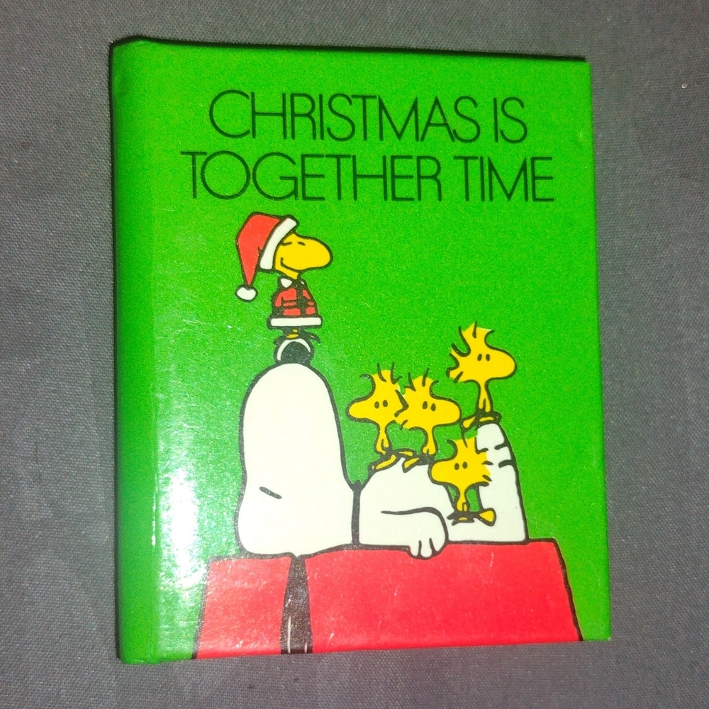 Vintage Peanuts "Christmas is Together Time" Peanuts Ornament Book 1980